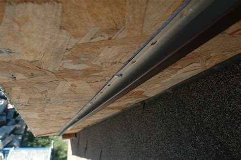 when to use j channel or f chanel|how to install j channel for soffit.